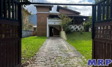Imperdível: Casa à venda em Ubatuba-SP, Praia do Sape, 4 quartos, 2 salas, 2 banheiros, 6 vagas de garagem, 126m².