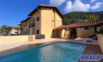 Apartamento com 2 quartos à venda, praia da lagoinha, ubatuba. condomínio com piscina.
