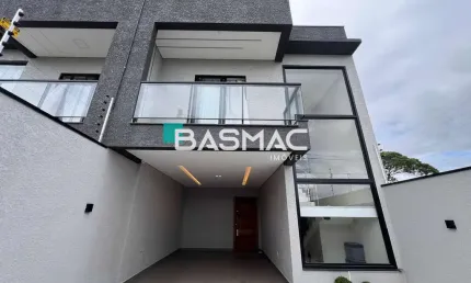 Casa com 3 quartos à venda na Rua Londrina, 1140, Iguaçu, Araucária, 230 m2 por R$ 2.345.000