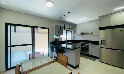 Casa em condomínio fechado com 3 quartos à venda na Rua Regina Stuzinski Ramos, 40, Costeira, São José dos Pinhais, 128 m2 por R$ 949.000