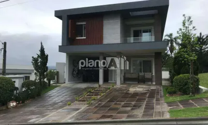 Casa em Condomínio Alphaville Gravataí à venda, com 360m², 4 quartos 1 suíte - Alphaville - Gravataí / RS por R$ 2.690.000,00