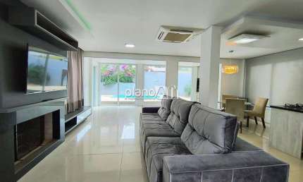 Casa em Condomínio Alphaville Gravataí à venda, com 235m², 3 quartos 3 suítes - Alphaville - Gravataí / RS por R$ 1.990.000,00
