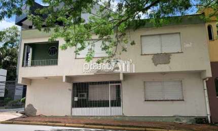 Casa Comercial à venda, com 125m², 2 quartos - Centro - Gravataí / RS por R$ 585.000,00