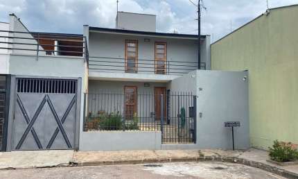 Casa com 3 quartos à venda na Rua José Pisapio, 21, Jardim Ermida I, Jundiaí