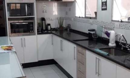 Casa com 2 quartos à venda na Avenida das Campanulas, 34, Parque Internacional, Campo Limpo Paulista