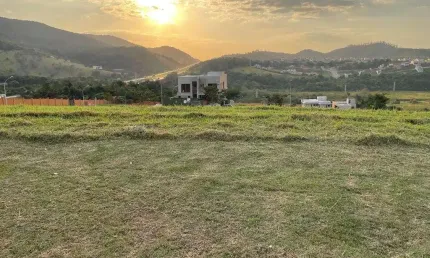 Chácara / sítio à venda na Rua Mario de Oliveira, 325, Loteamento Jardim Ipanema, Jundiaí