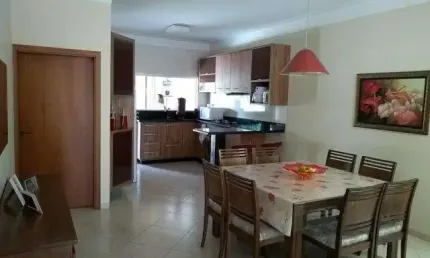 Casa com 3 quartos à venda na Rua Jundiaí, 2323231212, Loteamento Jardim Ipanema, Jundiaí