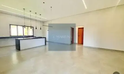 Casa 03 Dorm (02 Suítes), 08 Vagas e com 250M² Condomínio Terra Caxambu - Jundiaí/SP.