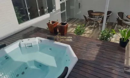 Apartamento com 2 quartos, 116m², à venda em Torres, Centro