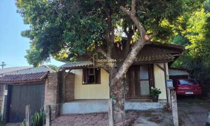 Vende-se Terreno com Duas Casas Construídas no Bairro Moinho Velho em Dois Irmãos/RS
