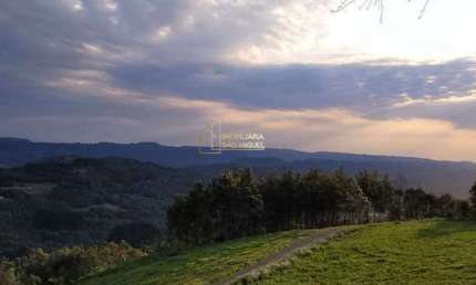 Chácara com Vista Deslumbrante com 99.888m² de Pura Tranquilidade em Santa Maria do Herval 