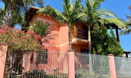 Casa com 3 quartos, 173.6m², à venda em Dois Irmãos, Vale Esquerdo