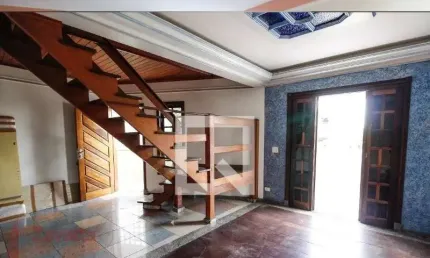 Casa à venda com 330m² no bairro do tucuruvi  3 quartos .