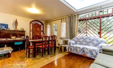 Casa à venda com 230m² no bairro do tucuruvi  3 quartos .
