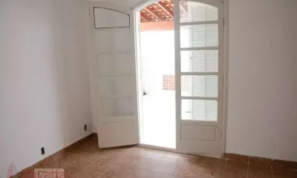 Casa à venda na Vila Medeiros com 150 m², 2 dormitórios e 1 vaga.