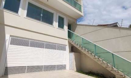 Casa à venda com 291m² no bairro da Vila Maria, 3 suítes e 5 vagas