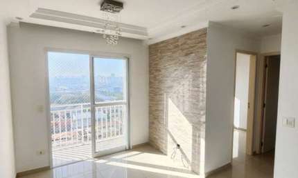 Apartamento á Venda com 2 dormitórios, 1 vaga, 52 m²
