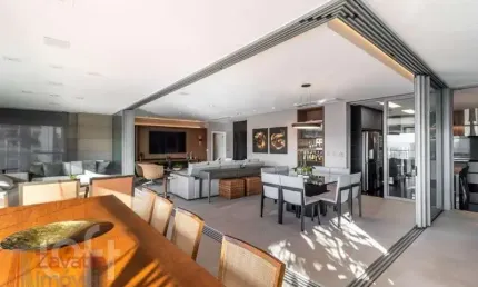 Cobertura à venda com  374m² no bairro do Tatuapé, 4 suítes e 6 vagas