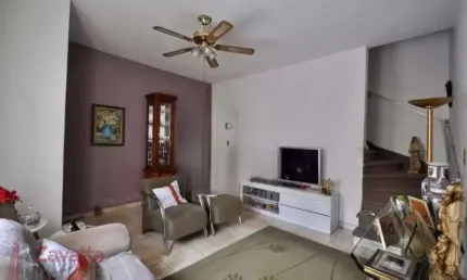 Casa à venda na Vila Guilherme, 2 quartos e 1 vaga de garagem
