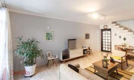 Imperdível Casa à Venda em São Paulo-SP, na Vila Maria! 3 Quartos, 1 Suíte, 3 Salas, 2 Banheiros, 2 Vagas, 230m².