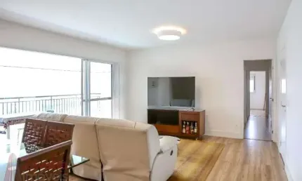 Apartamento à Venda na Água Branca com 168 m², 3 Quartos e 3 Vagas