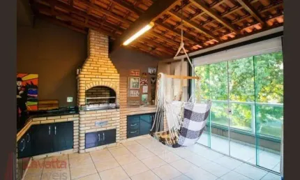 Imperdível! Casa à venda em São Paulo-SP, Parque Novo Mundo, com 3 quartos, 1 suíte e 2 vagas de garagem. Venha conferir!