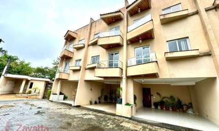 Casa de Condomínio à Venda em São Paulo-SP: 3 Quartos, 2 Suítes, 2 Salas, 4 Banheiros, 2 Vagas, 175m² no Barro Branco.