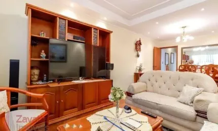 Imperdível oportunidade: Casa à venda em São Paulo-SP, no bairro Parque Vitória, com 3 quartos, 1 suíte, 2 salas, 3 banheiros, 5 vagas de garagem, e 209,00 m² de área.
