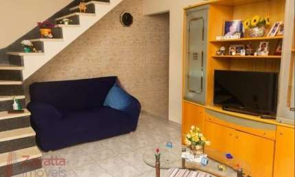 Casa à venda em São Paulo-SP, na Vila Guilherme: 4 quartos, 2 salas, 2 banheiros, 2 vagas, 188m². Confira!