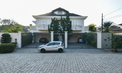 Casa em condomínio fechado com 4 quartos à venda na Rua Doutor José de Moura Resende, 522, Caxingui, São Paulo por R$ 5.790.000