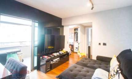 Apartamento à venda no Brooklin Paulista, São Paulo-SP: 2 quartos, 1 suíte, 2 salas, 2 banheiros, 1 vaga, 72m²!