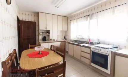 Casa à venda em São Paulo-SP, Vila Dom Pedro II: 3 quartos, 1 suíte, 3 salas, 2 banheiros, 3 vagas, 220m²