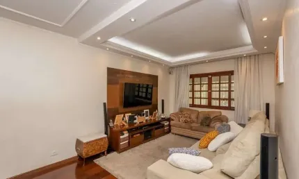 Casa com 3 quartos à venda na Rua Teodósio Nobre, 156, Vila Marari, São Paulo por R$ 680.000