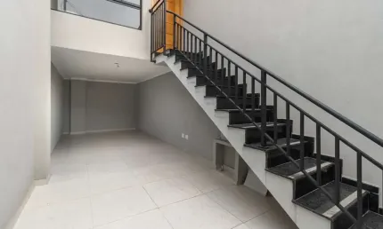 Casa com 3 quartos à venda na Rua Santa Mafalda, 84, Chácara Seis de Outubro, São Paulo por R$ 715.000