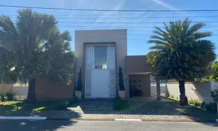 Sobrado 680m² Atibaia com 3 Dorm (3 Suítes) e 2 Vagas
