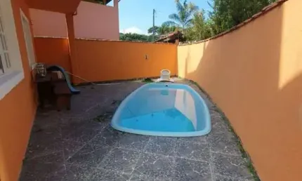 Sobrado 120m² Caraguatatuba com 3 Dorm ( 1 Suíte ) e 2 Vagas