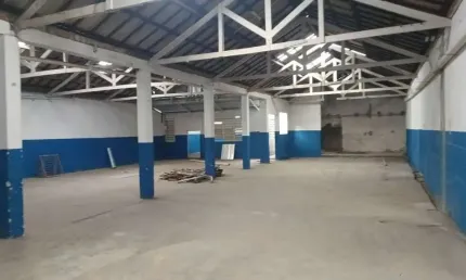 Casa comercial para alugar na Avenida Guilherme Giorgi, Vila Carrão, São Paulo