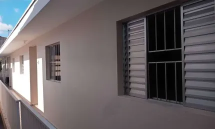 Cômodo e cozinha para locação zona leste  rua maria das neves barreira  são paulo/sp