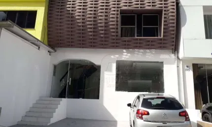 Casa comercial com 2 salas à venda no Gonzaga, Santos 