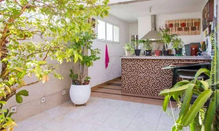 Casa com 3 quartos à venda no Embaré, Santos 