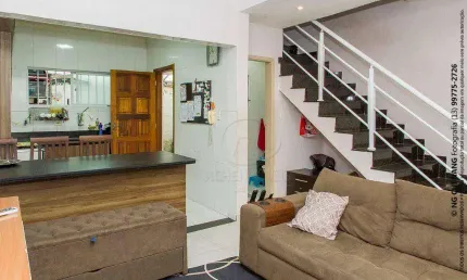 Casa com 2 quartos à venda na Vila Voturua, São Vicente 