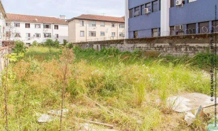Terreno à venda no Macuco, Santos 