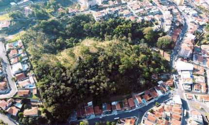 Terreno à venda- Bairro dos Francos - Serra Negra/SP