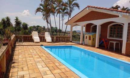 Casa à venda - Jardim Mirante - Águas de Lindóia/SP