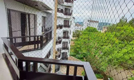 Apartamento com 4 dormitórios à venda, 142 m² por R$ 790.000,00 - Centro - Serra Negra/SP