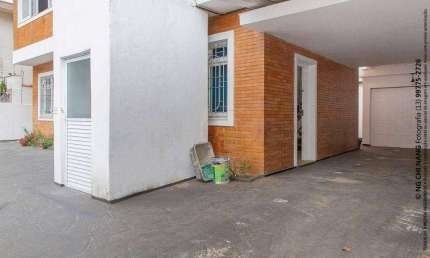 Casa comercial com 2 salas para alugar no Ponta da Praia, Santos 