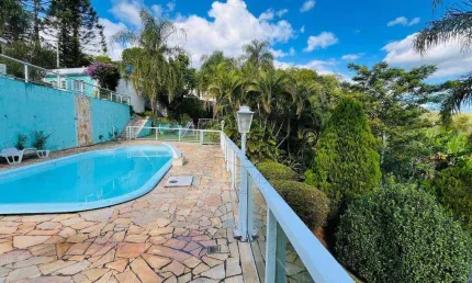 Casa à venda- Jardim Parque da Palmeiras - Serra Negra/SP