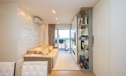 Apartamento mobiliado e decorado pronto para morar próximo Jardim Botânico.