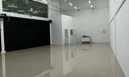 Galpão à venda, 200 m² por R$ 2.200.000,00 - Vila Letônia - São José dos Campos/SP