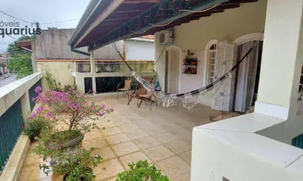 Casa com 4 dormitórios à venda, 230 m² por R$ 720.000,00 - Bosque dos Eucaliptos - São José dos Campos/SP